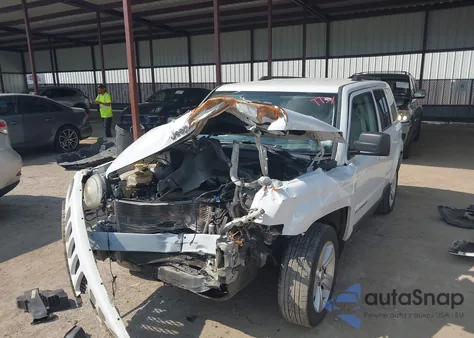 2012 Jeep Patriot Latitude из США, поврежденный, VIN 1C4NJPFA8CD548417